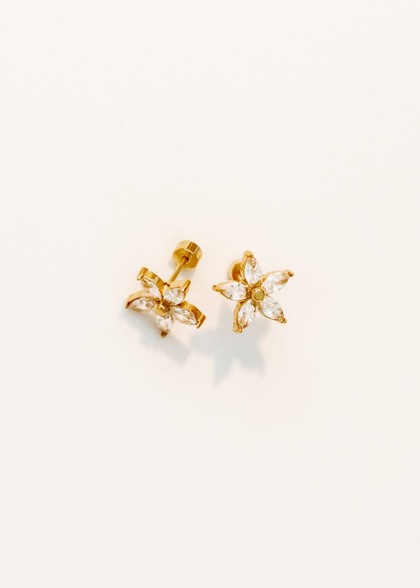 Screwback Stud Earrings - Lily