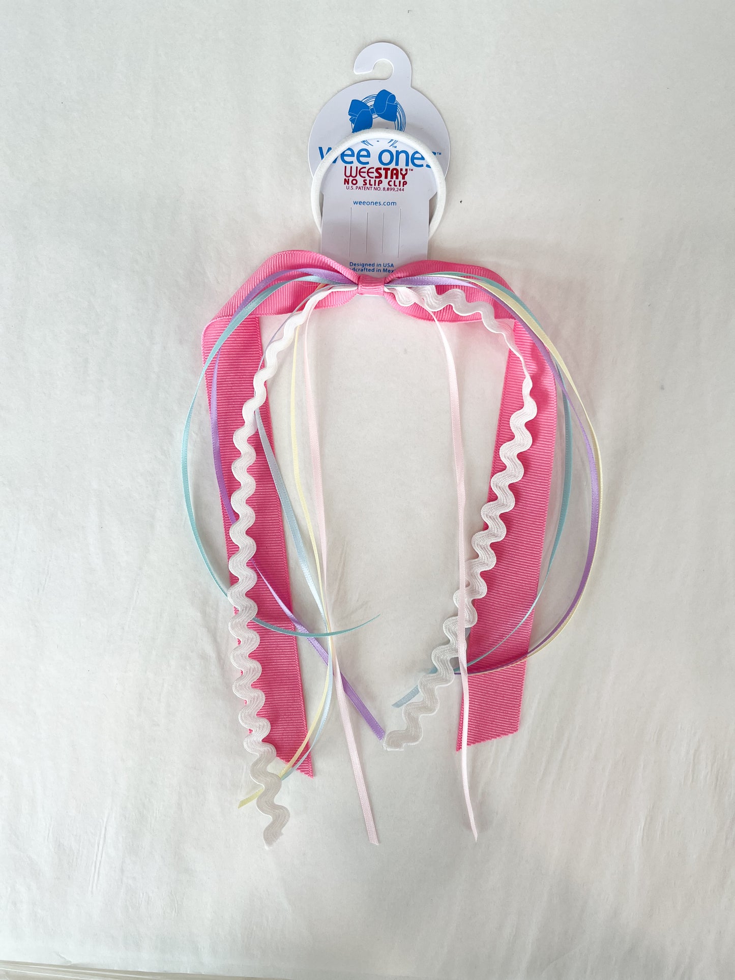 Medium Streamer Bow w/ Hair Tie, Birthday Bash - Magpies Paducah