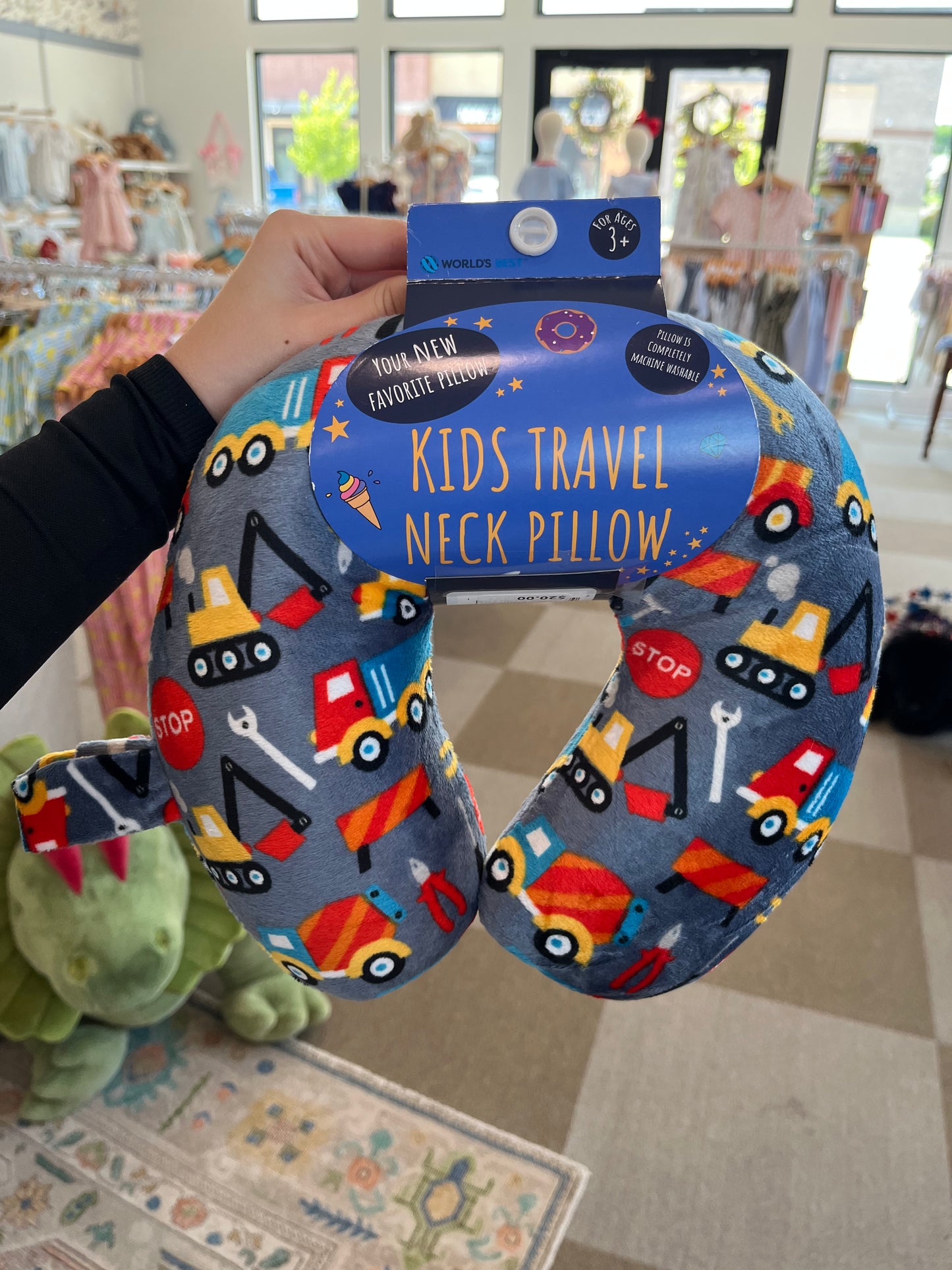 Kids travel neck pillow - Magpies Paducah