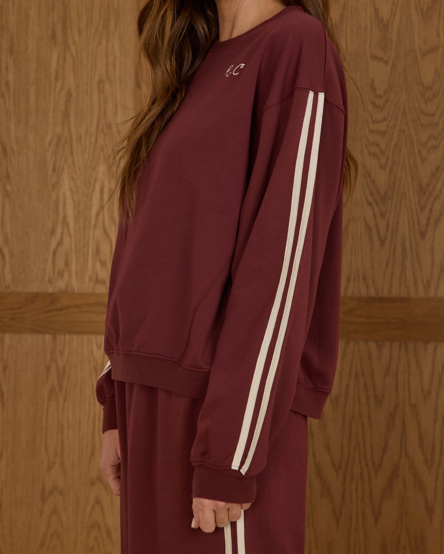 Women's Oversized Sweatshirt, Burgundy - Magpies Paducah