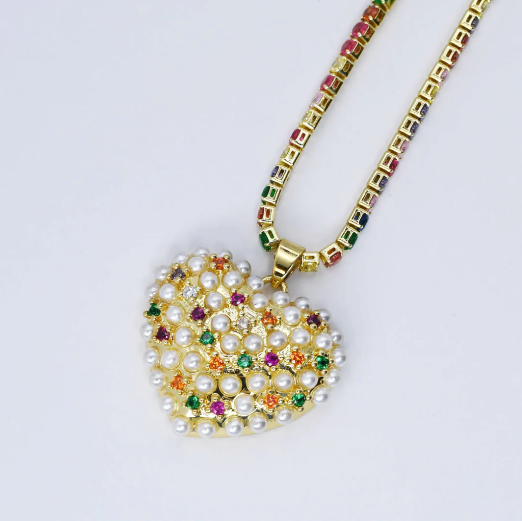 Glowing Heart of Pearls Necklace