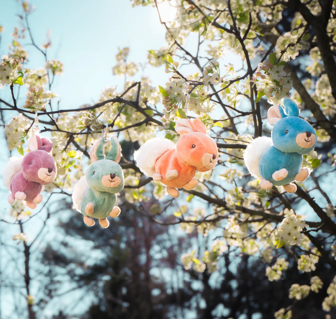 Colorful Zeus & Hera Charm, Pink - Magpies Paducah