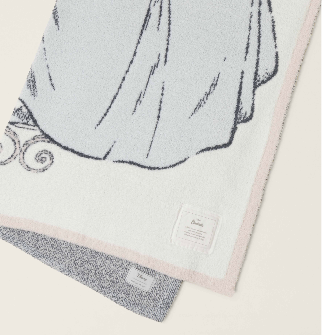 CozyChic Disney Cinderella Blanket - Magpies Paducah
