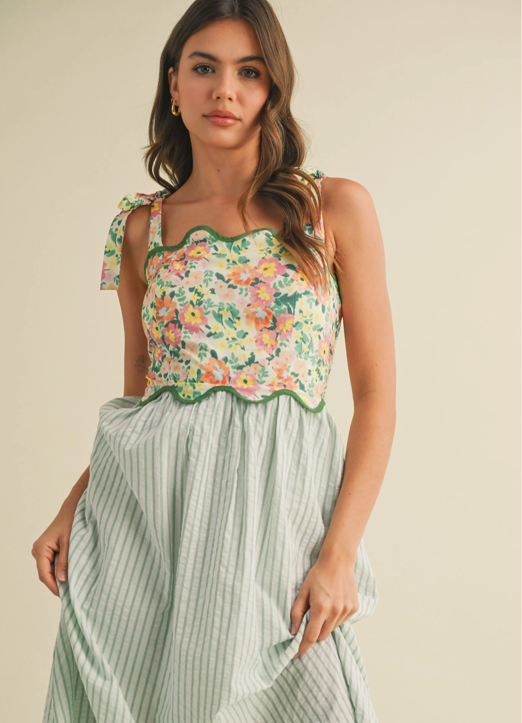 Women's Scallop Print Dress, Dusty Sage - Magpies Paducah