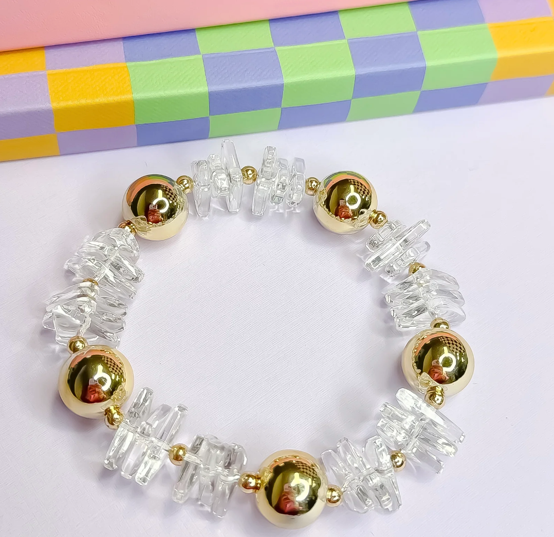 Clearly Understated Beaded Bracelet - Magpies Paducah