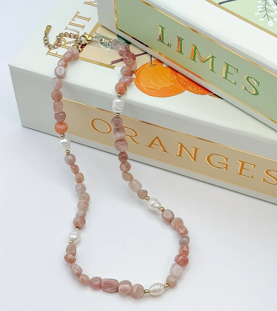 Beaded Bliss Necklace, Coral - Magpies Paducah