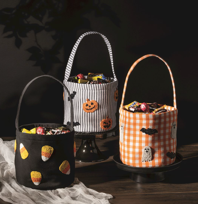 Ghost Beaded Halloween Bucket