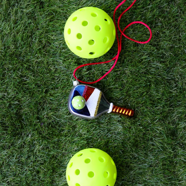 Pickleball Ornament - Magpies Paducah