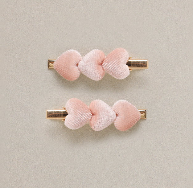 Velvet Heart Clips, Pink - Magpies Paducah