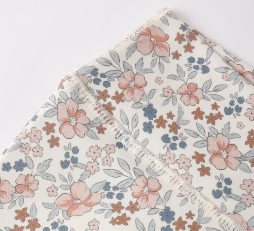 Basic Legging, Flower Field - Magpies Paducah