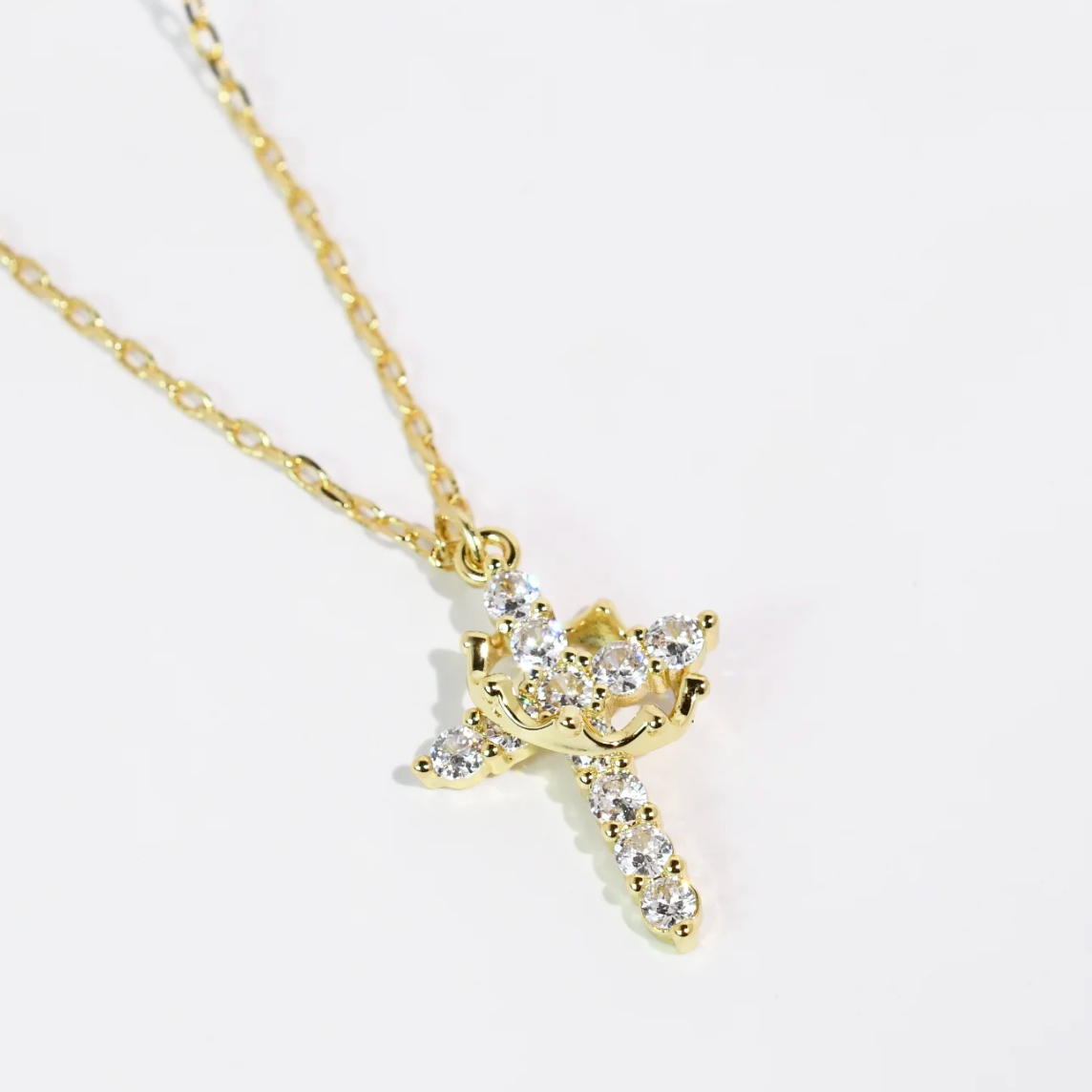 Royal Faith Cross Necklace - Magpies Paducah