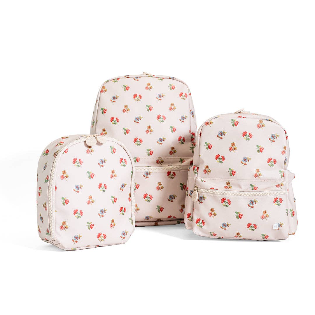 Backpacker, Charlotte