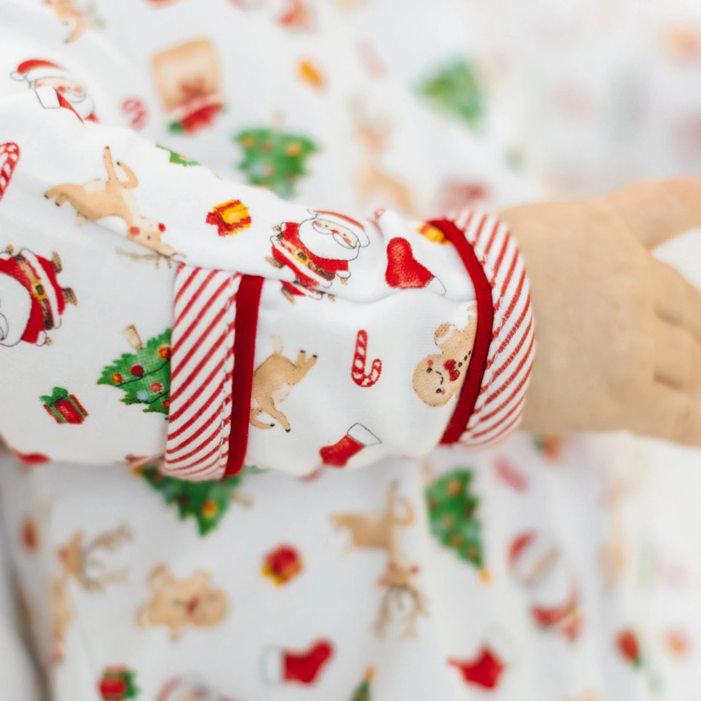 Christmas Magic Print Zip Footie - Magpies Paducah