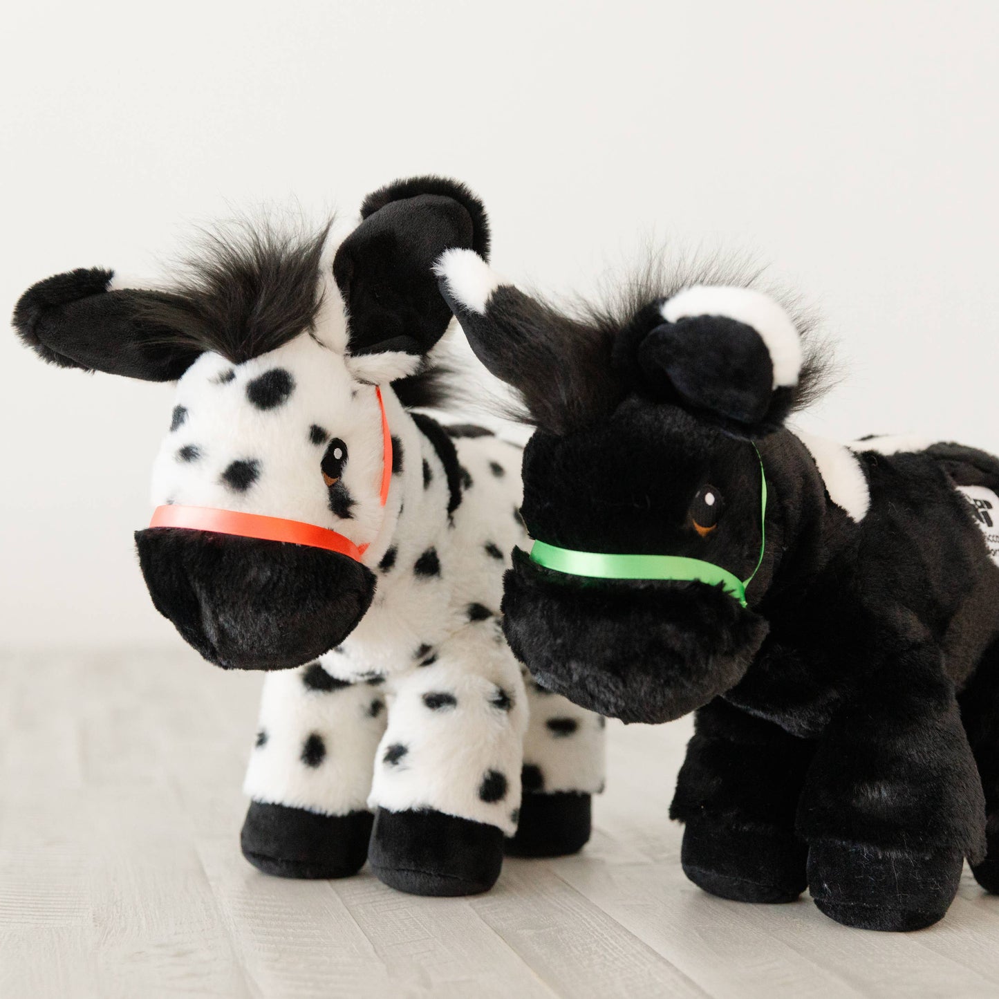 Chrissy, Dots Grey Donkey