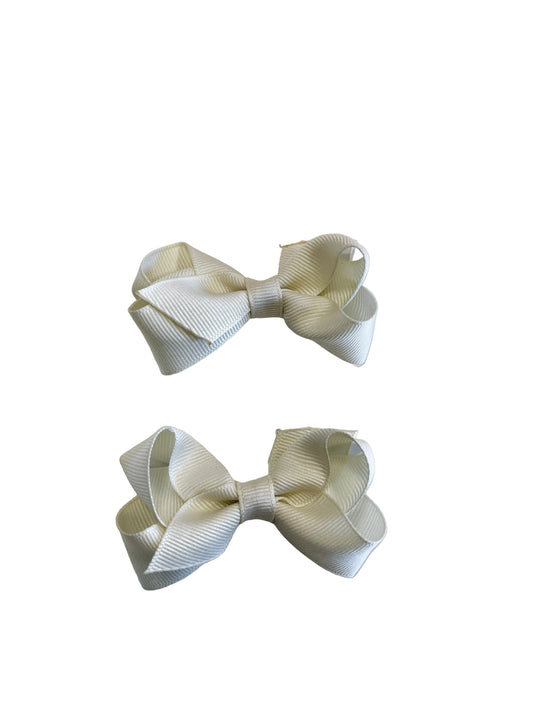 Mini Bow Pair, Antique White - Magpies Paducah