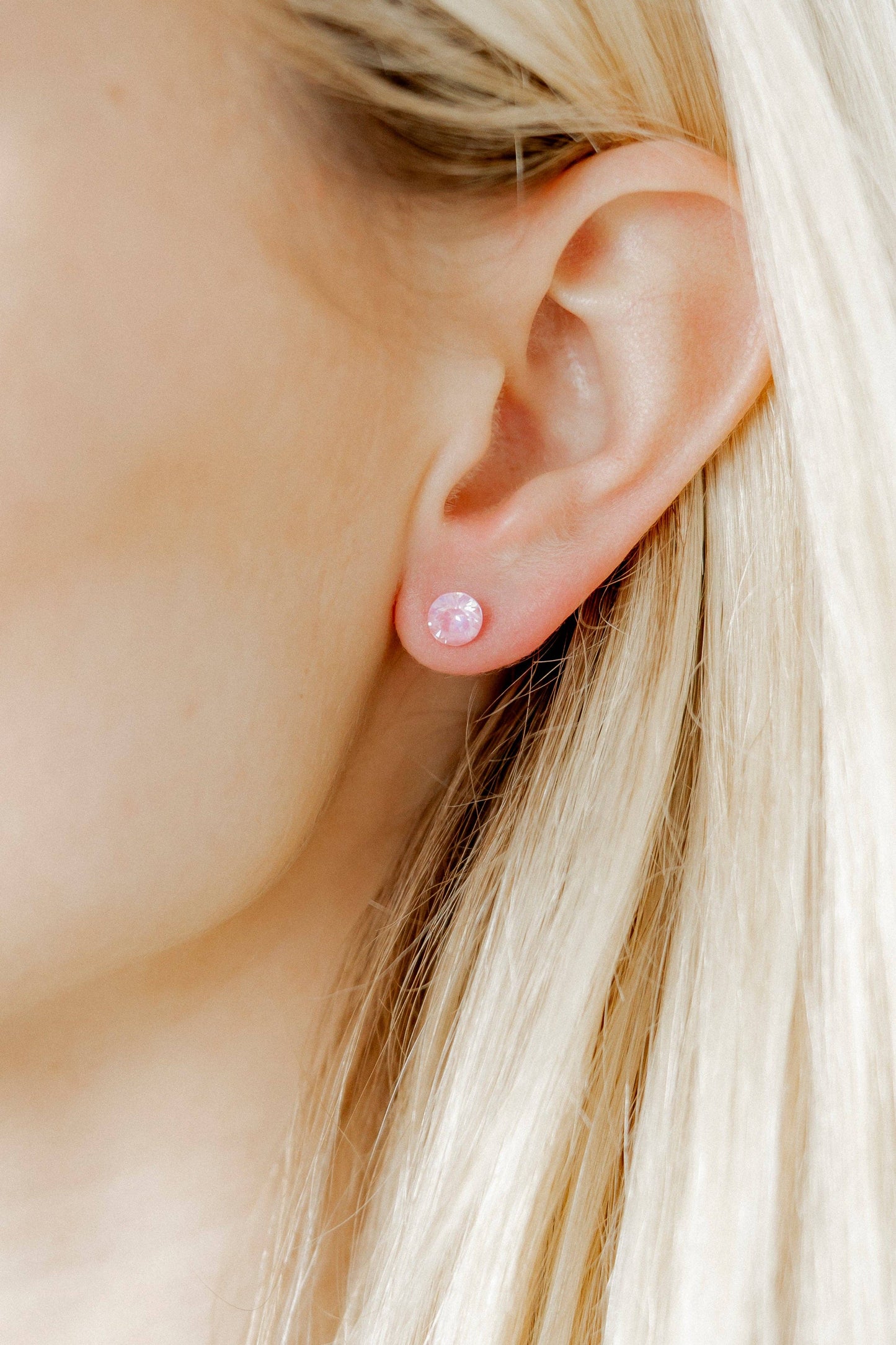 Screwback Stud Earrings Lux - Zuri Pastel Pink - Magpies Paducah