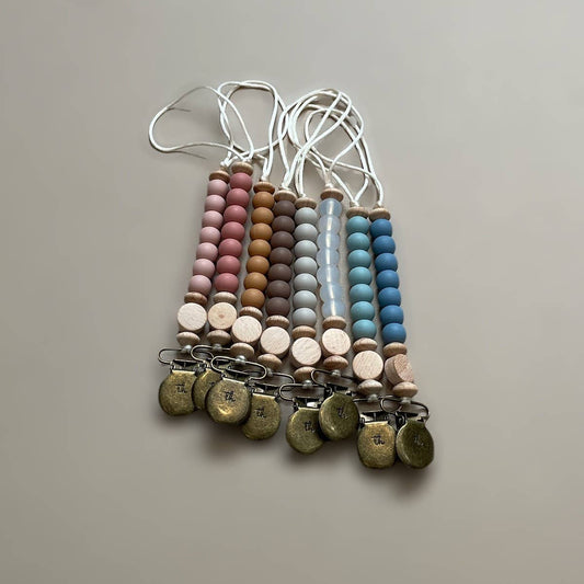 Jace Petite Pacifier + Toy Clip - Magpies Paducah