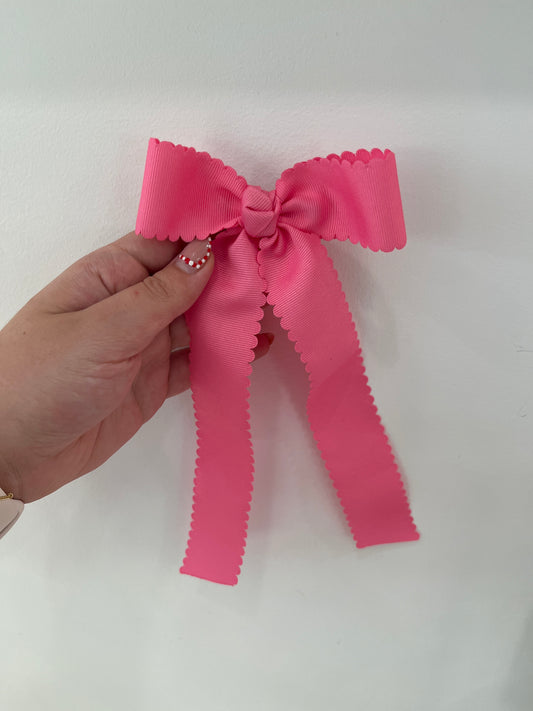 Medium Scalloped Streamer Bow, Hot Pink