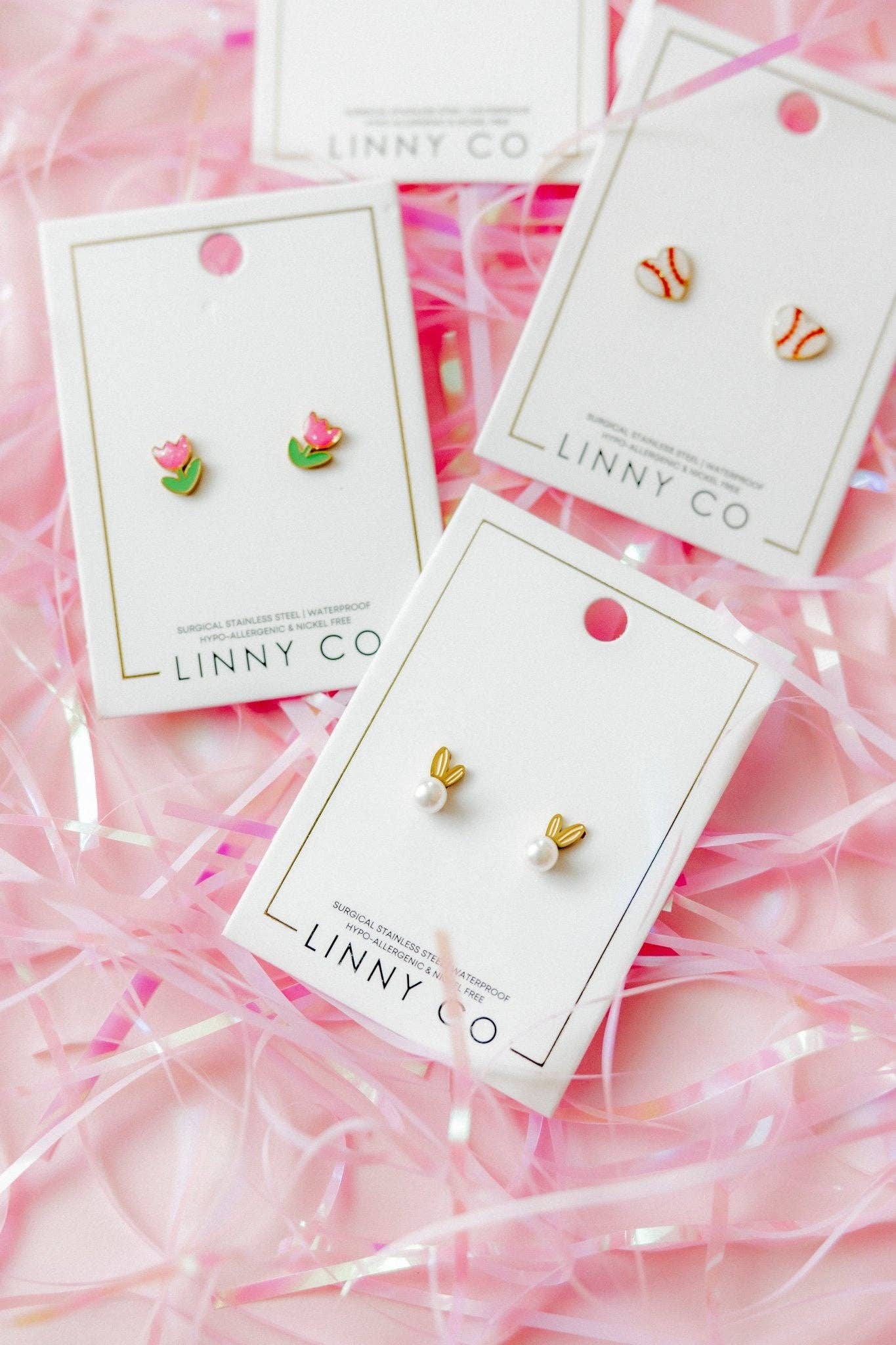 Screwback Stud Earrings - Heidi Pearl Bunny - Magpies Paducah