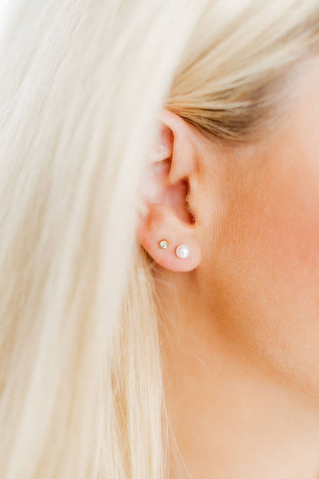 Screwback Stud Earrings - Payton Pearl 5mm - Magpies Paducah