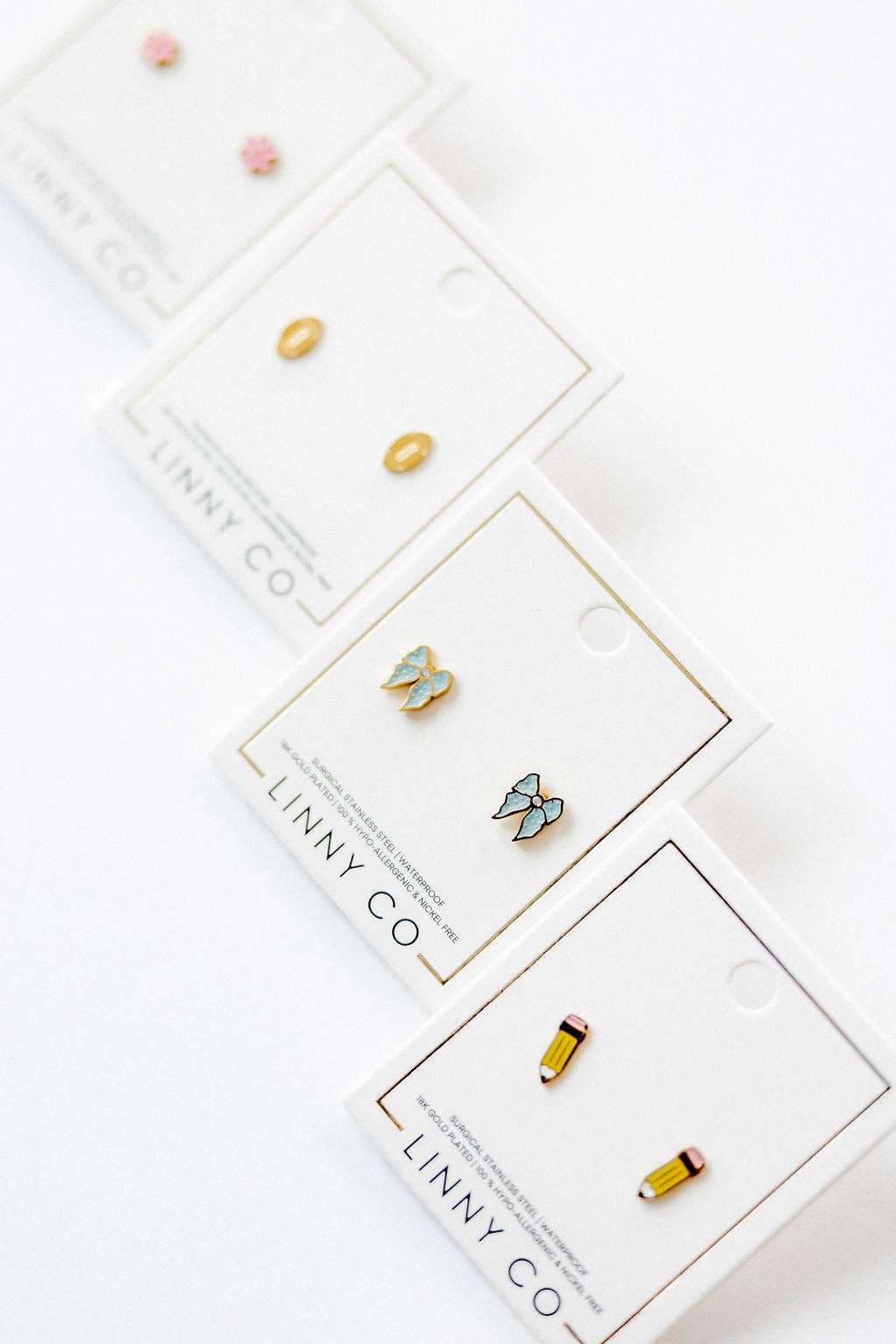 Screwback Stud Earrings - Finley Bow - Magpies Paducah