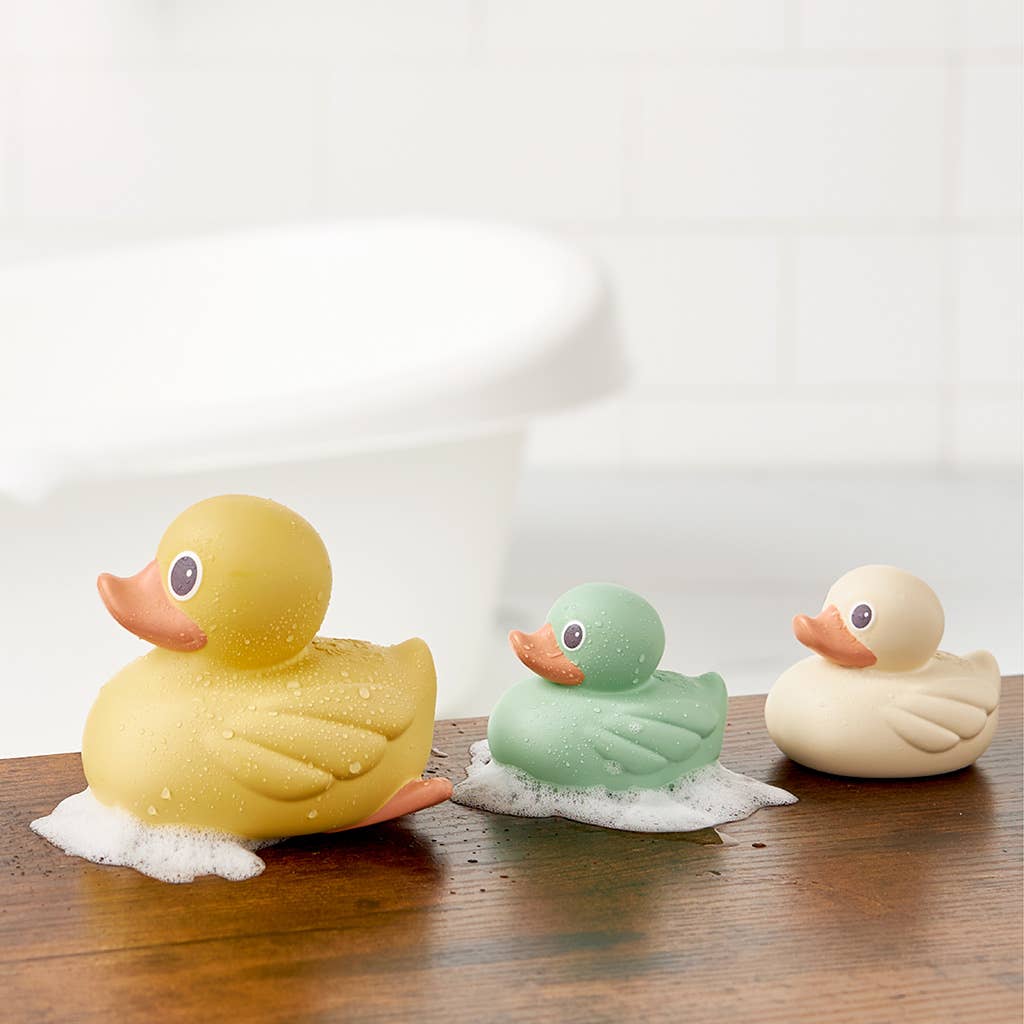 Itzy Ducky Family™ Bath Toys - Magpies Paducah