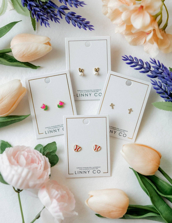 Screwback Stud Earrings - Heidi Pearl Bunny - Magpies Paducah