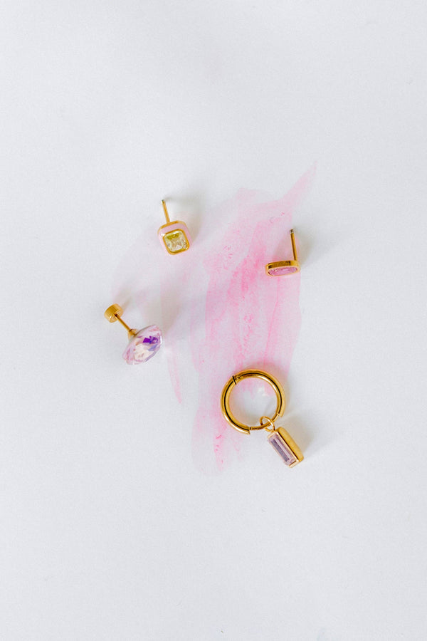 Screwback Stud Earrings Lux - Kit Baby Pink - Magpies Paducah