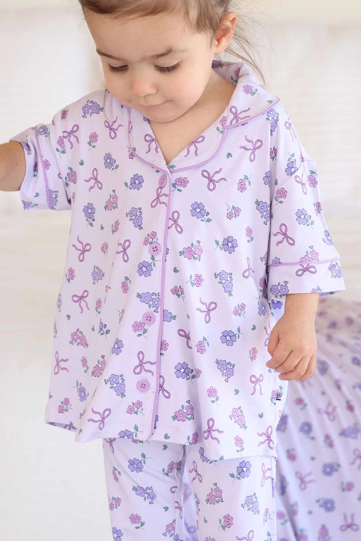 Two Piece Flare Lounge Set, Ribbon & Roses