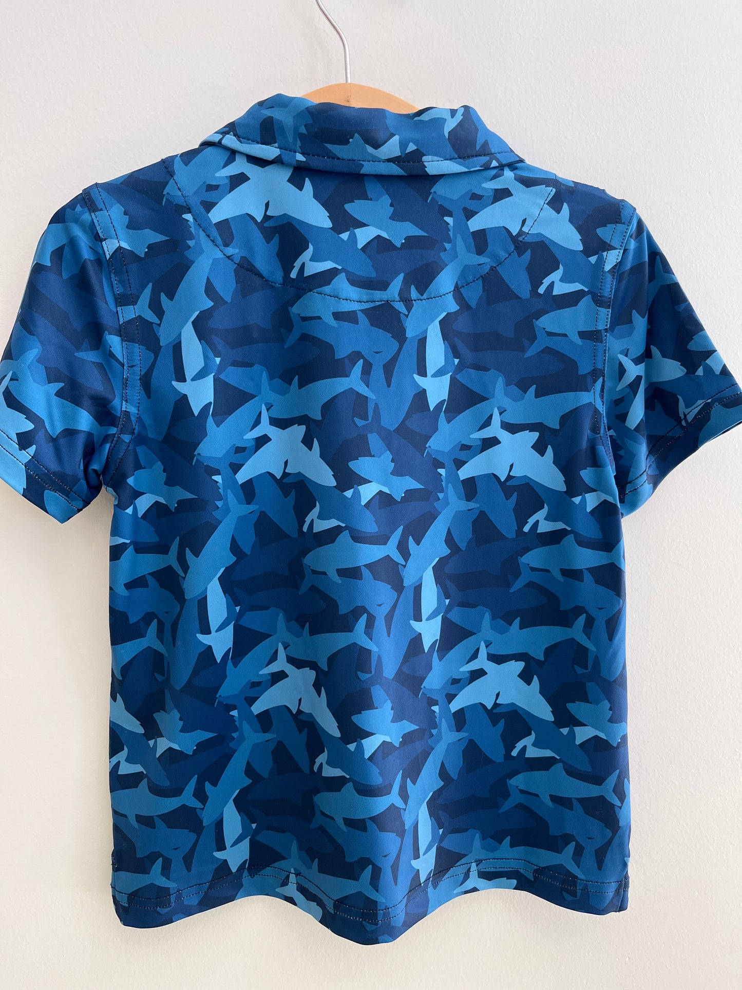 Performance Polo, Shark Print