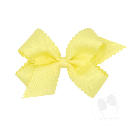Medium Scalloped Bow (Assorted Colors!) - Magpies Paducah