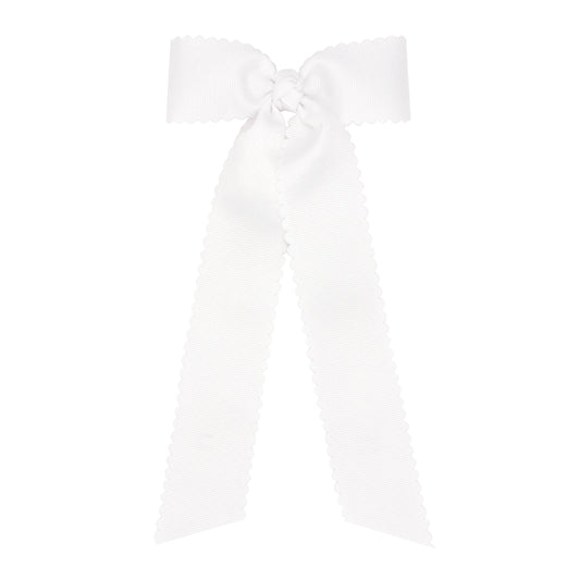 Medium Scalloped Streamer Bow, White - Magpies Paducah