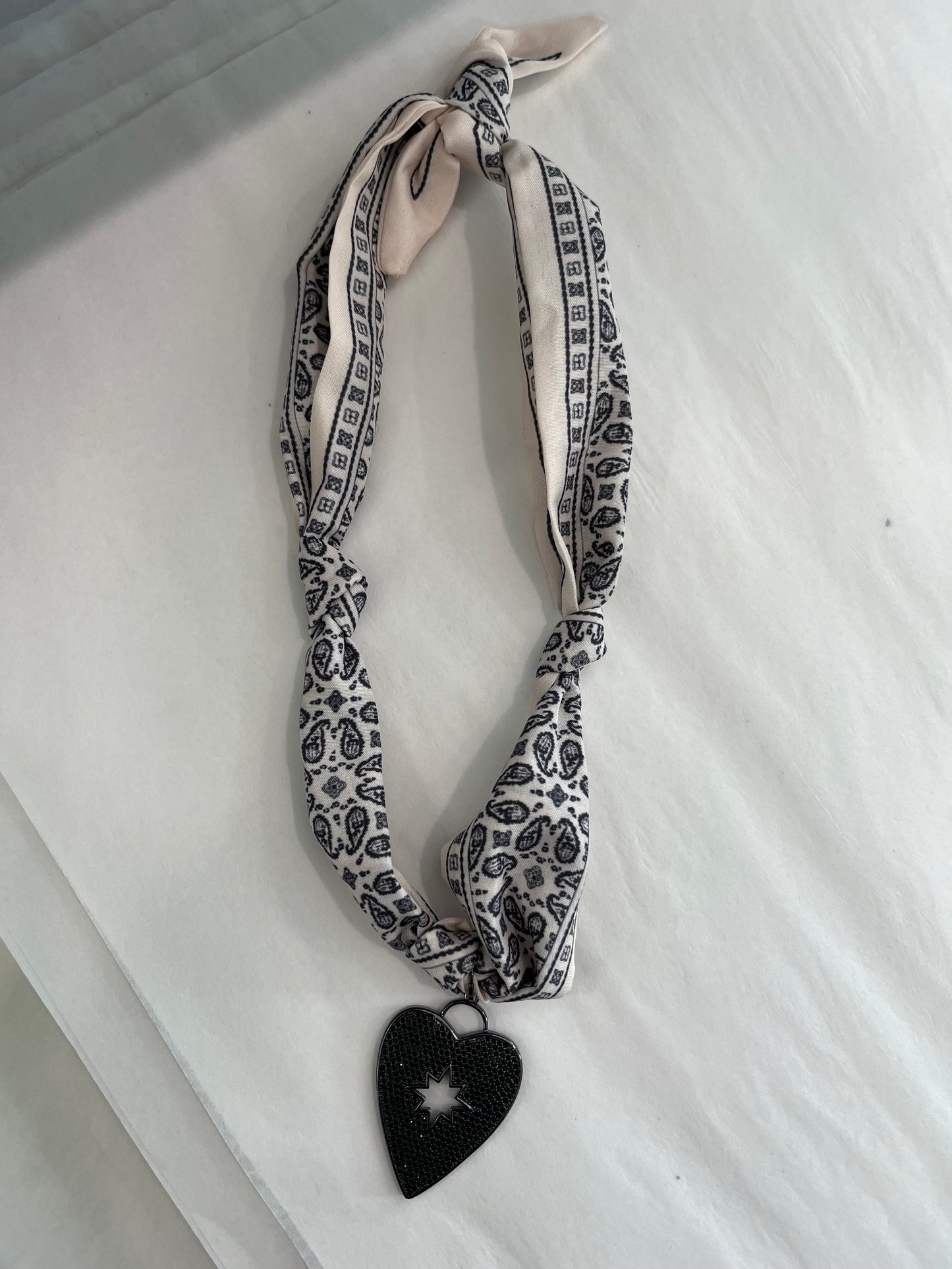 Bandana Babe Knot Scarf Necklace, Black - Magpies Paducah