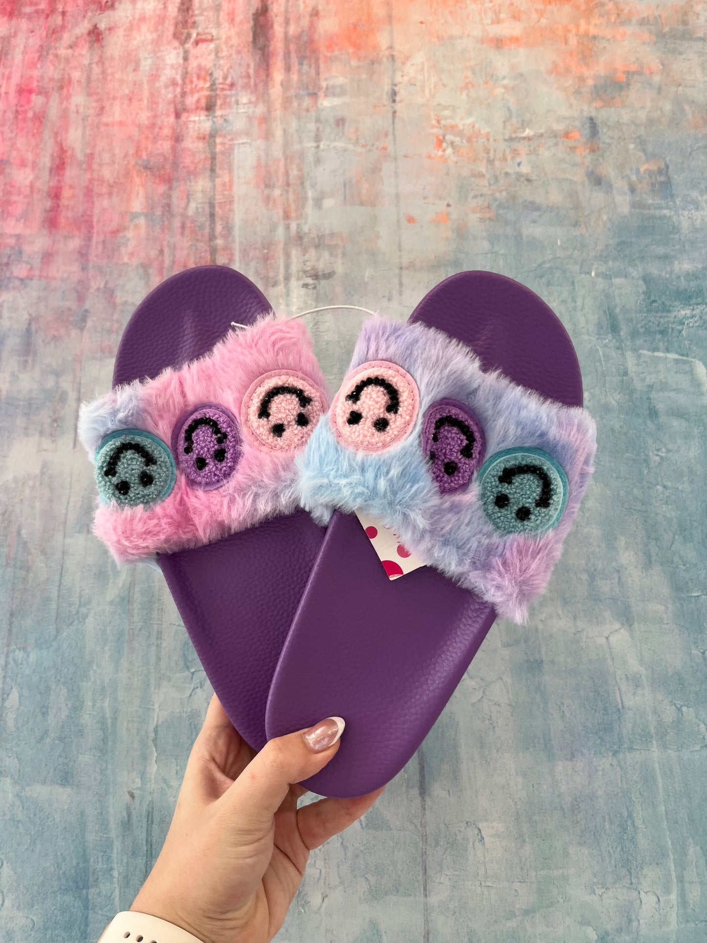Purple Smiley Patch Slides - Magpies Paducah