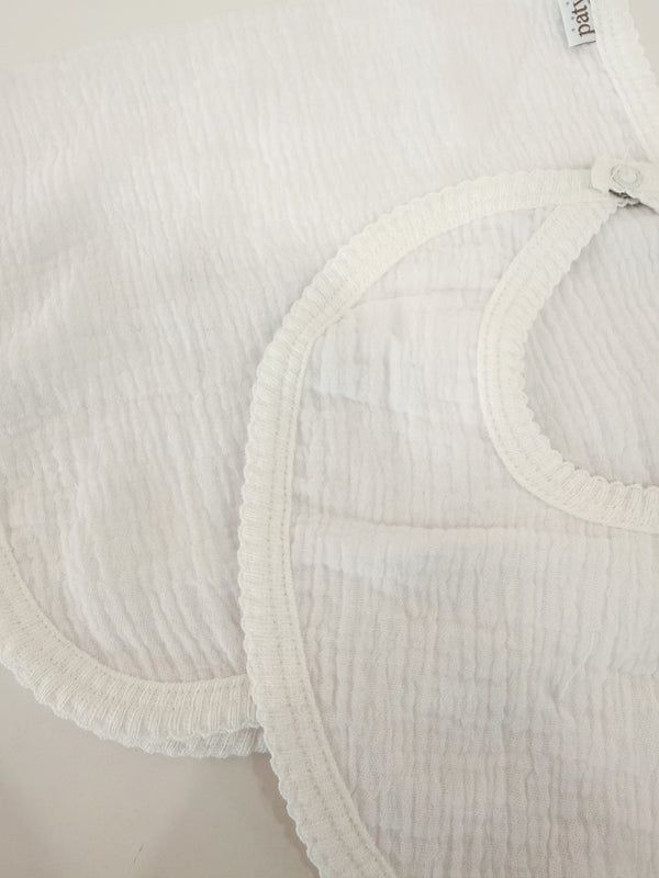 Muslin Bib/Burp Set, White/White Trim - Magpies Paducah