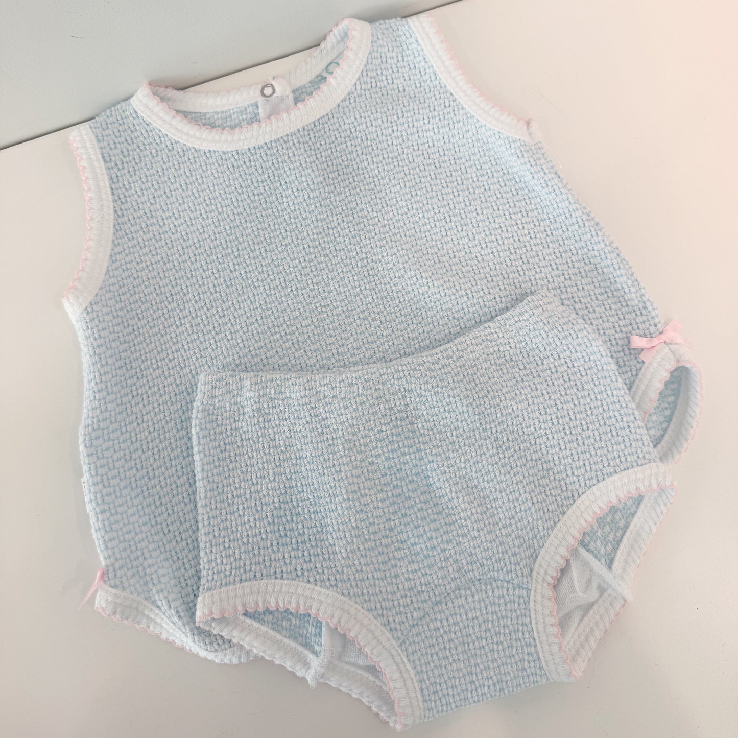 Sleeveless Contrast Trim Diaper Set, Blue/Pink Trim - Magpies Paducah