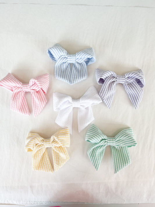 Medium Seersucker Bow (6 colors!) - Magpies Paducah