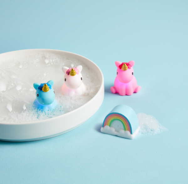 Light-Up Bath Toy Set, Unicorn - Magpies Paducah