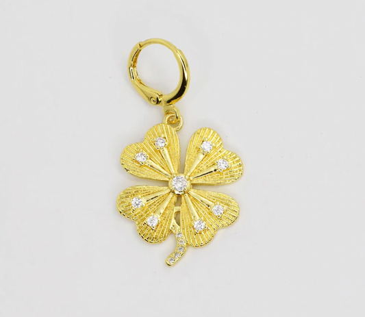 Trebol (Clover) Charm - Magpies Paducah