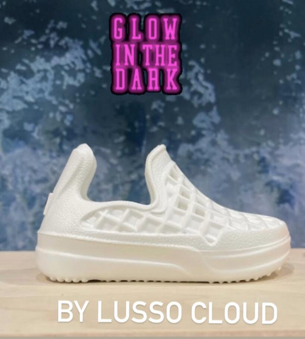Cloud Shoe, Solar Glow - Magpies Paducah