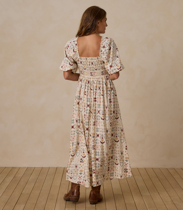 Women's Della Dress, Folklore