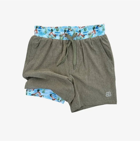 Hamilton Athletic Short, Maui Mallards - Magpies Paducah