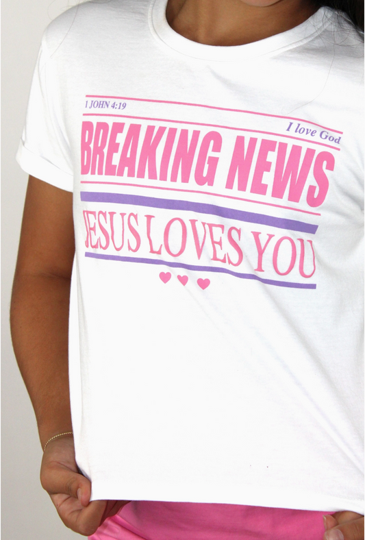 Boxy Graphic Tee, Jesus Loves You - Magpies Paducah