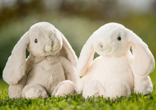 Lovely Kanini, White - Magpies Paducah
