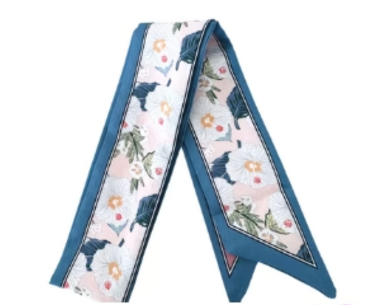 So Trendy Scarf, Blue Magnolia - Magpies Paducah