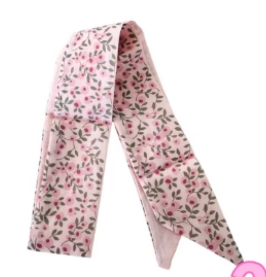 So Trendy Scarf, Pink Vine Berry - Magpies Paducah