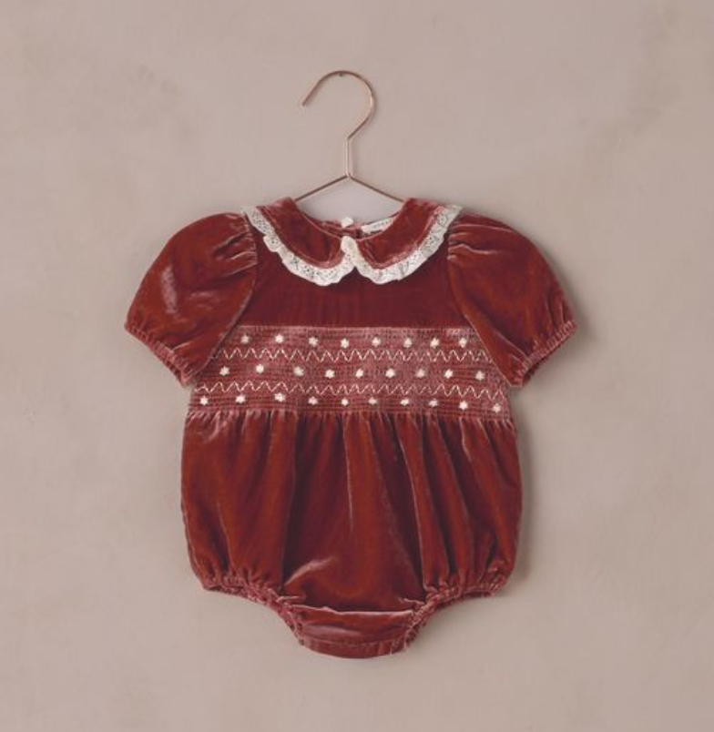 Elizabeth Romper, Ruby