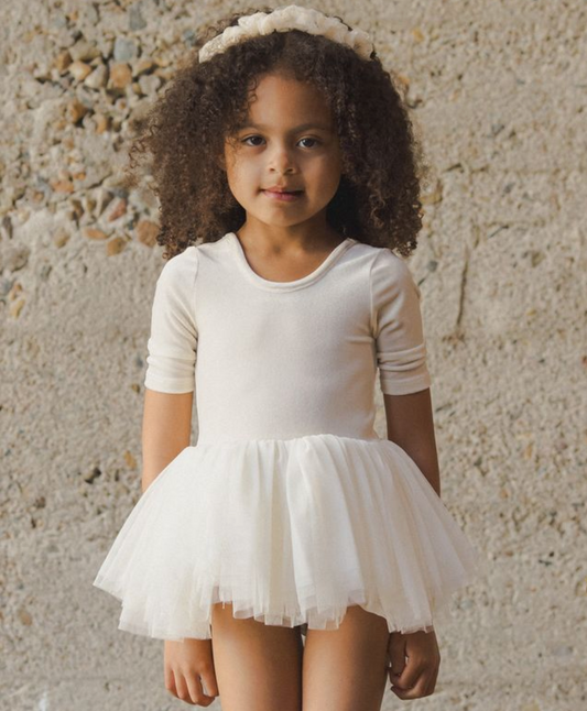 Thea Tutu, Ivory