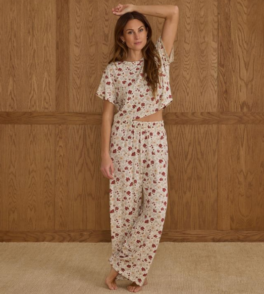 Women's Ruthie Set, Holiday Floral - Magpies Paducah