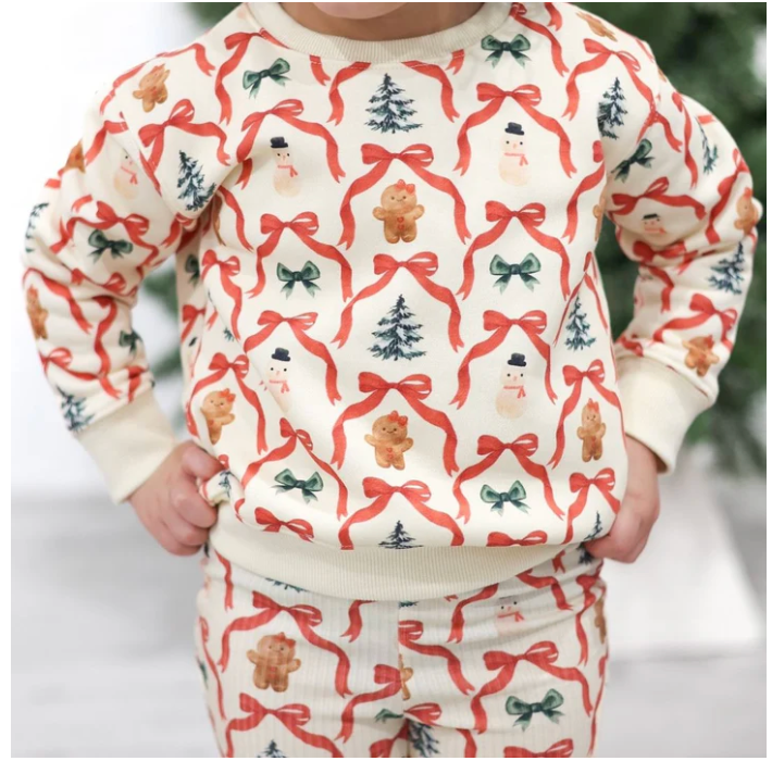 Christmas Cutie Sweatshirt - Magpies Paducah